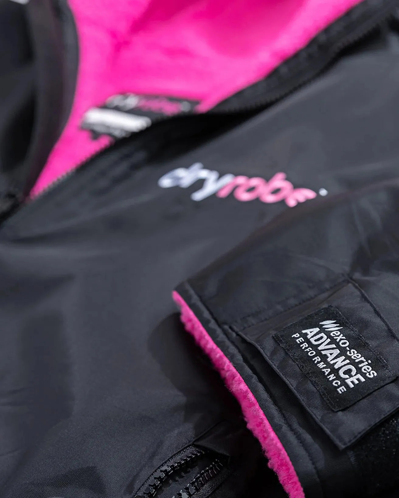Advance Long Sleeved in Black & Pink