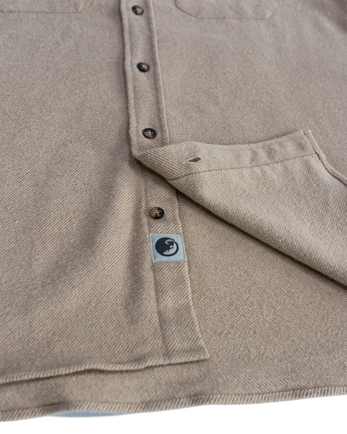 Grand Flannel, Camel