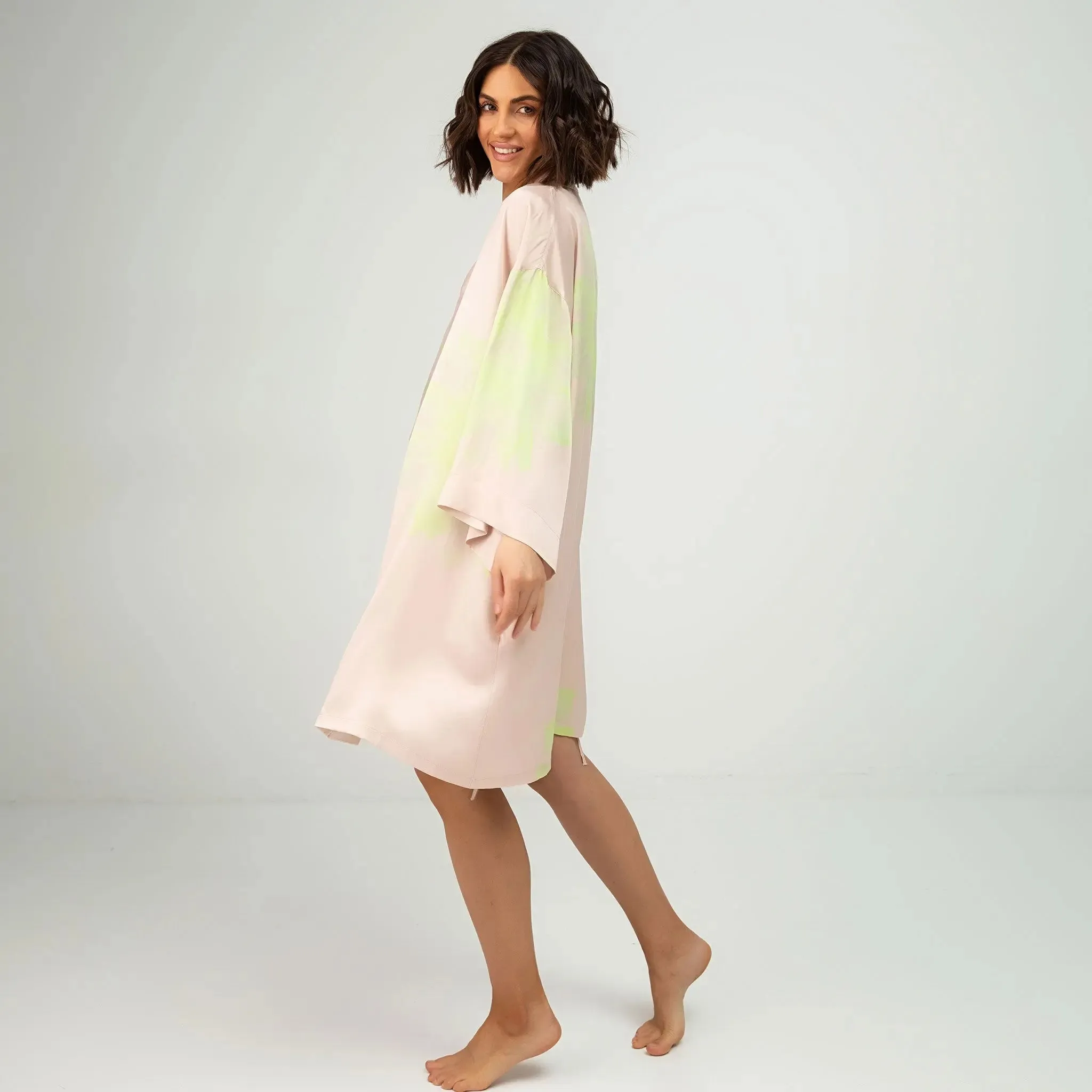Pink Flower Silk Dreamscape Short Kimono Robe