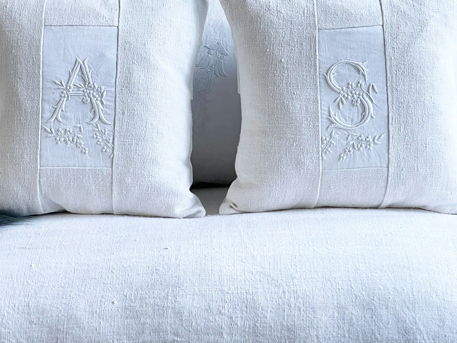 S - An Antique French White on White 'S' Monogrammed 30cm Cushion
