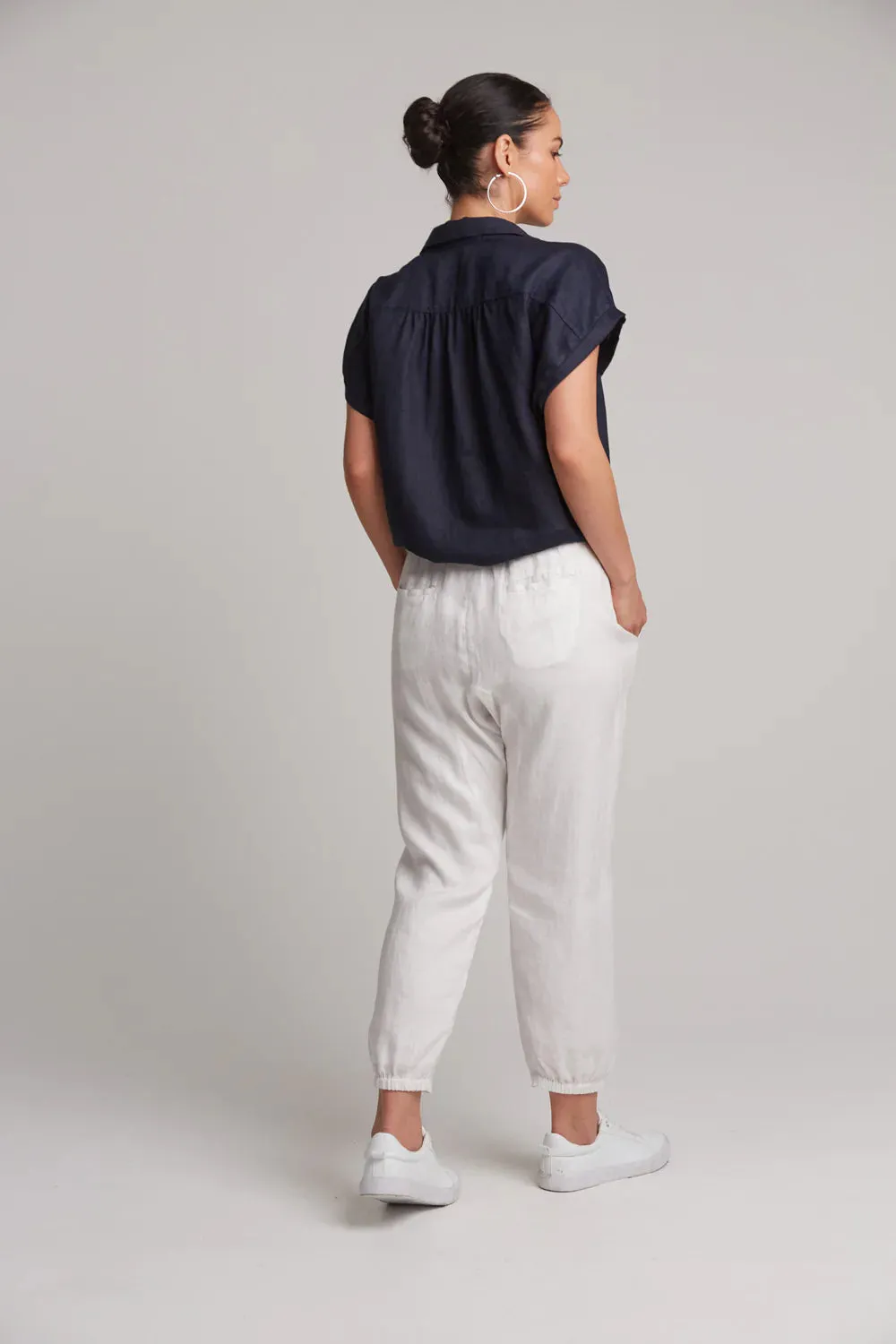 Studio Tie Shirt - Navy