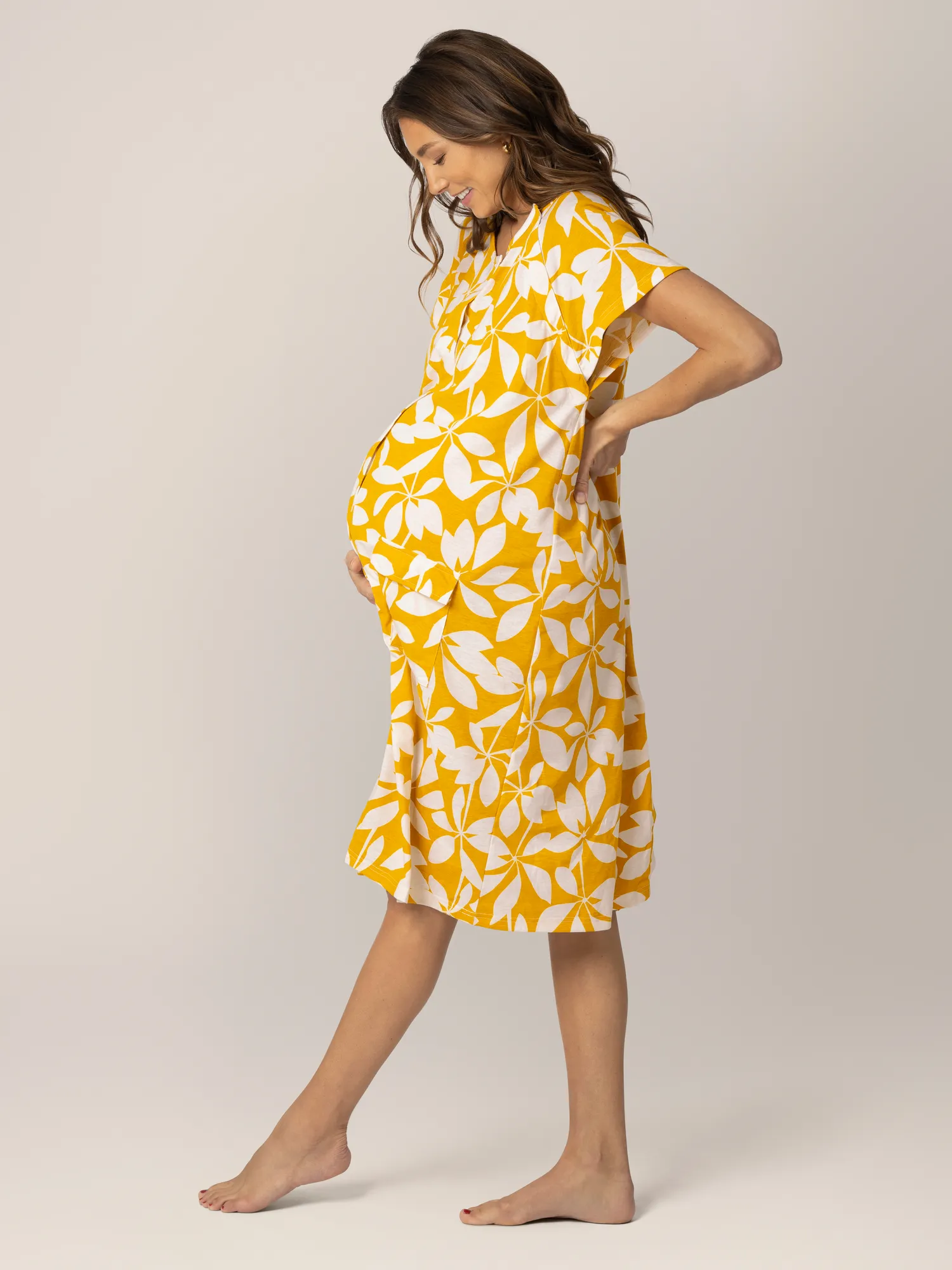Universal Labor & Delivery Gown | Honey Leaf